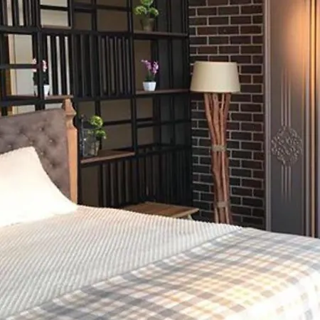 Hotel Kivrak House 4*